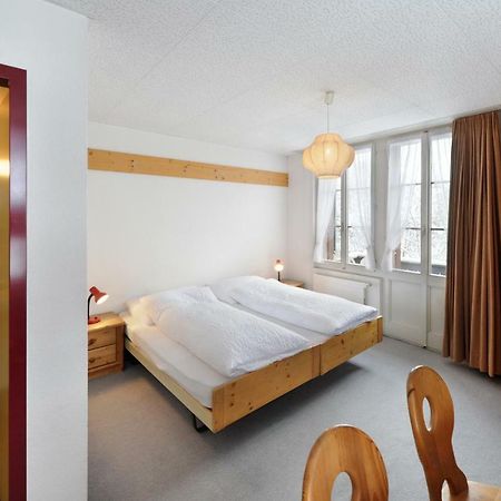 Hotel Krone Budget Lenk Eksteriør bilde